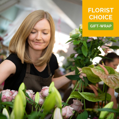 Florist Choice Gift-Wrap birthday anniversary funeral flowers roses - This traditional wrap of flowers will be professionally made with the finest blooms on the day.

Seasonal flowers selected and bought from the best suppliers all around the world. We stock a wide range of stunning blooms such as Orchids, Spray Roses, Veronica, Alstroemeria , tulips, carnations, Liatris and much much more.  At Daisy Chain we are passionate about the quality of our flowers and we have great reviews to back this up.  We make sure that our flowers are fresh which gives them the long life that your deserve when purchasing from us.  Our friendly team are waiting to help whether you ring your order through or go through our website, or why not come a chat to us in store.  We love forward planning but we know that our hetic lives can catch us out sometimes and so we also offer same day delivery.