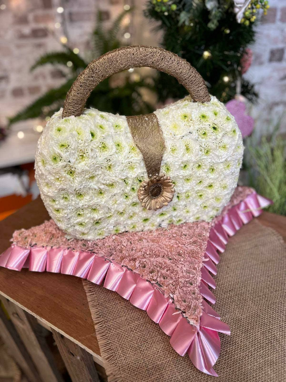 Hand bag Product Image