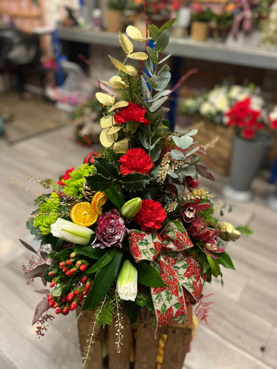 Festive Sparkle oasis arrangement, seasonal foliage, bauble, ribbon, f - Festive sparkle oasis arrangement, seasonal foliage, bauble, ribbon, thank you, happy Christmas, flowers